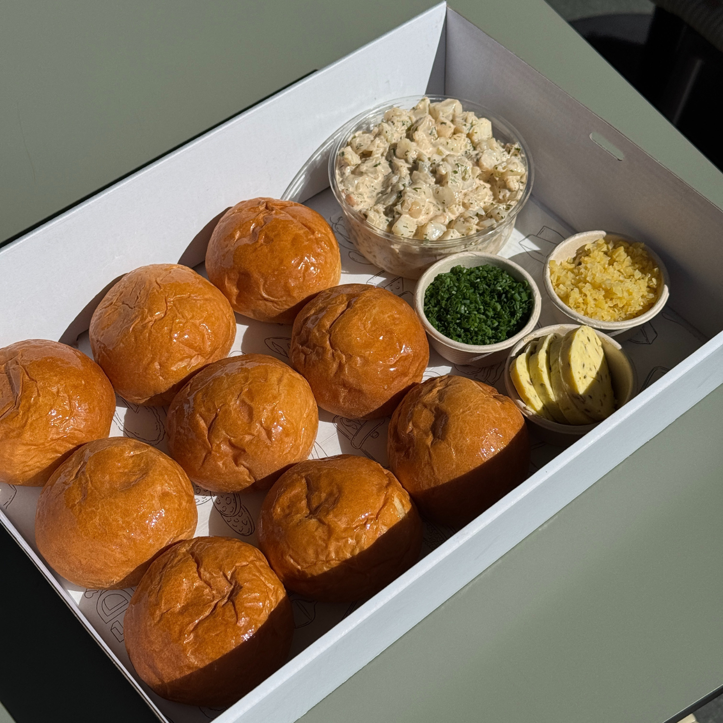 Lobster Roll Kit (Serves 9)